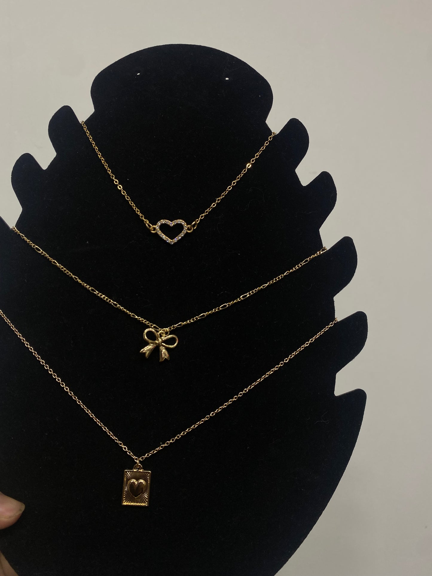COLLARES COLECCIÓN DORADOS 2