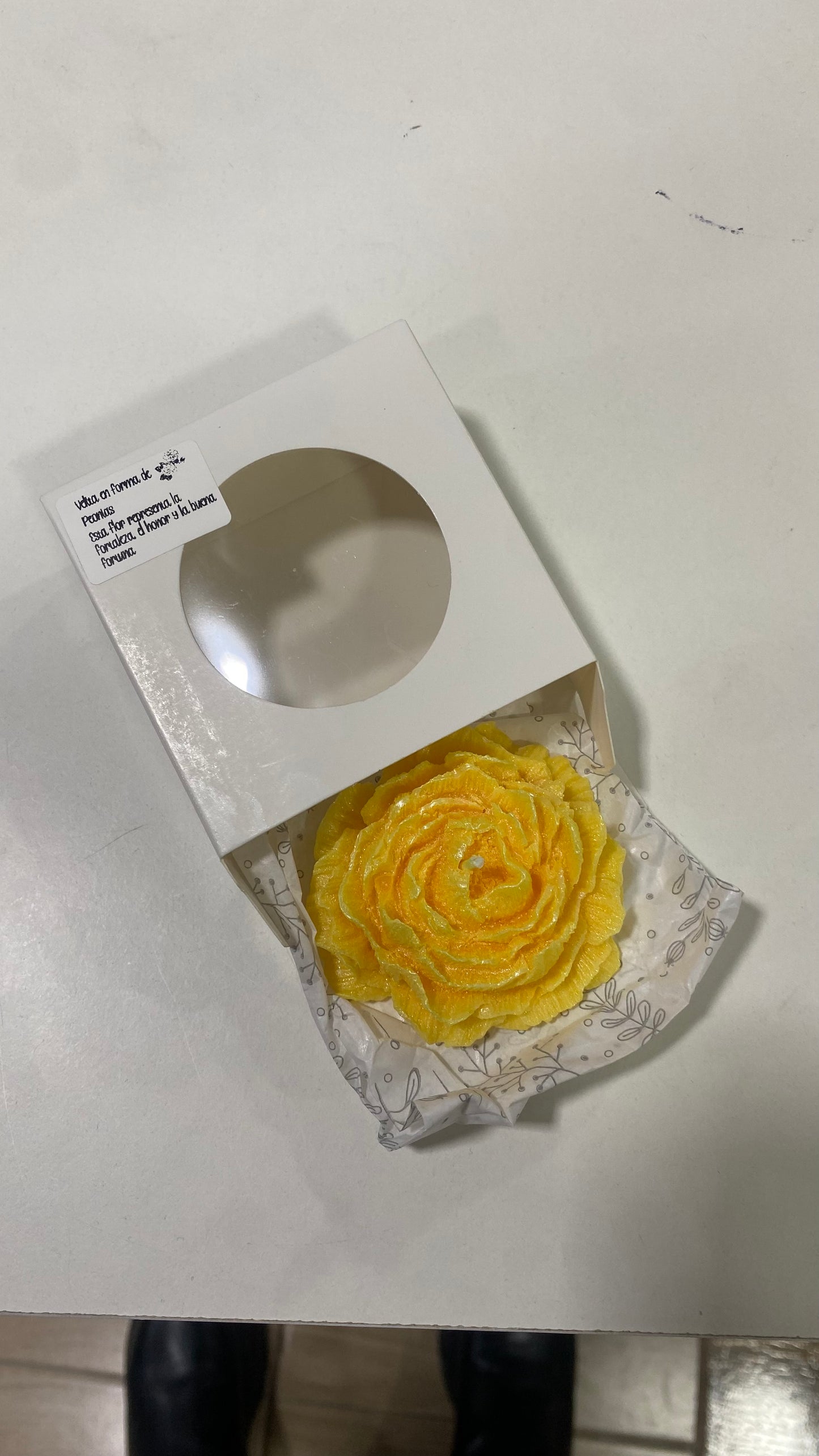 Vela aromatica en forma de peonia