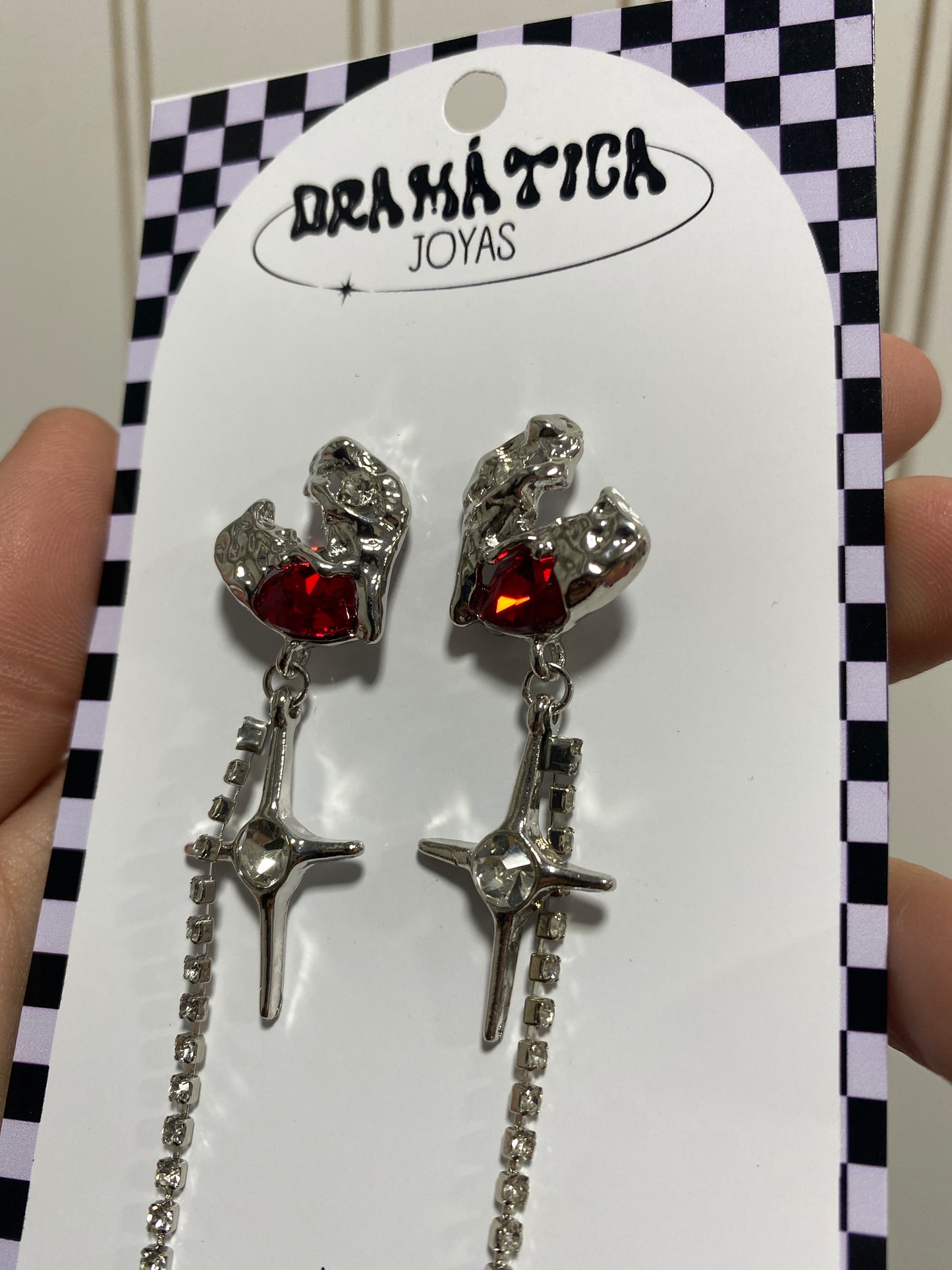 Aros corazón rojo