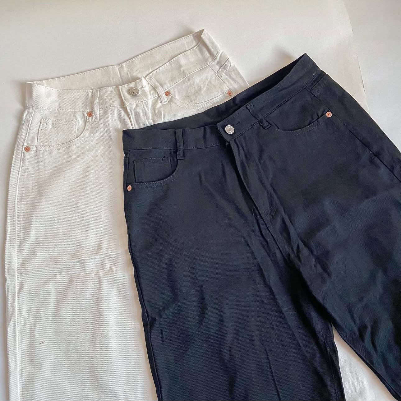 Pantalón negro