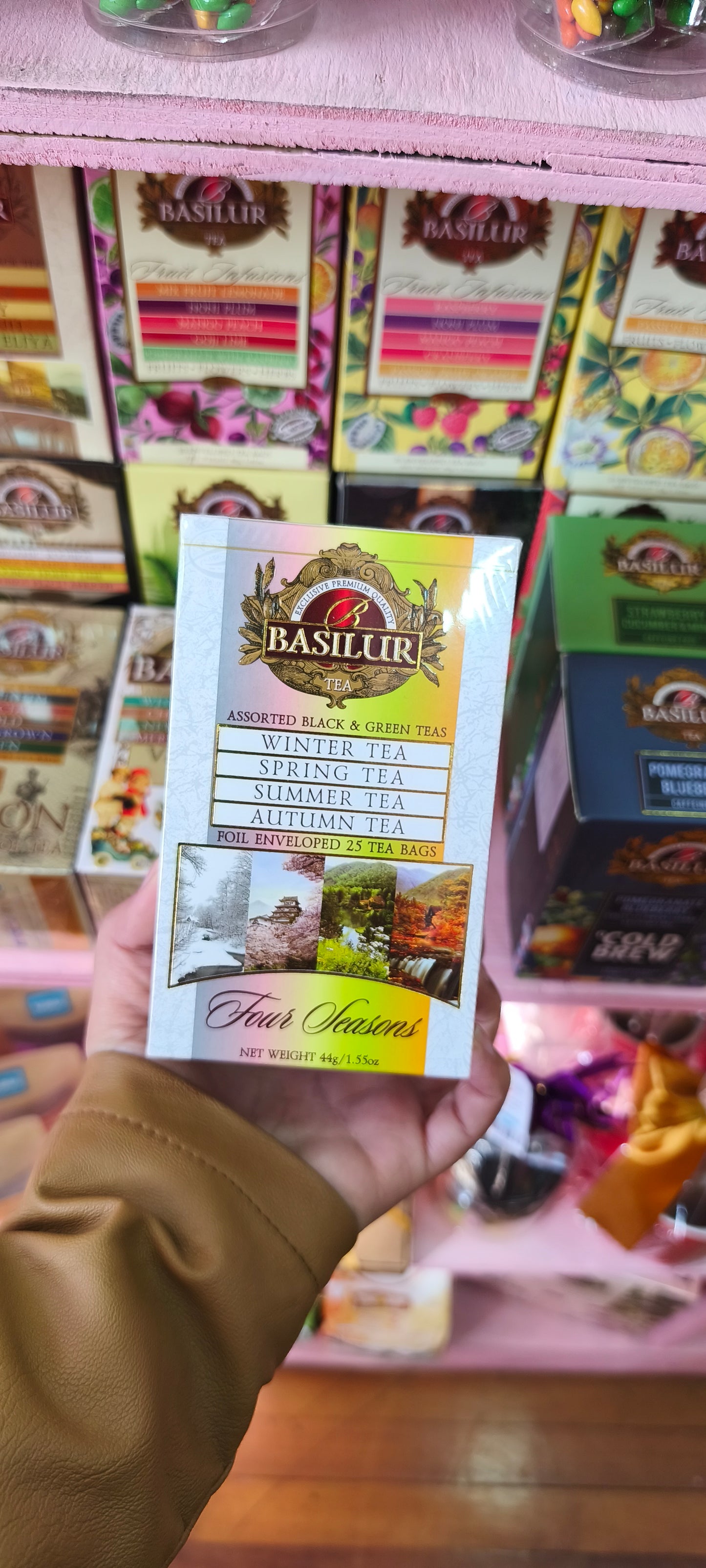 Caja de te Basilur