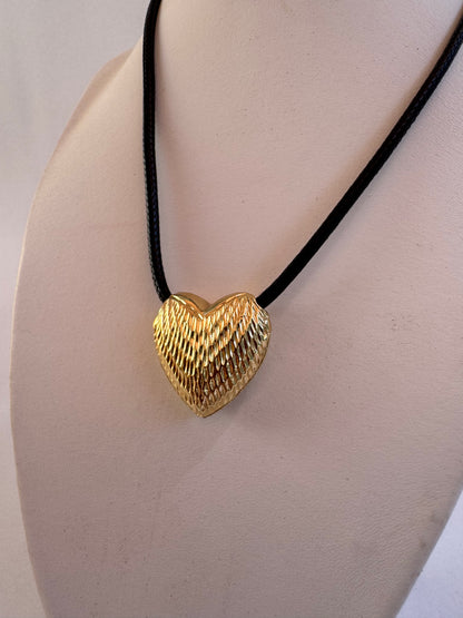 Collar cordón