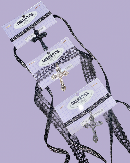 Collar cruz diseño