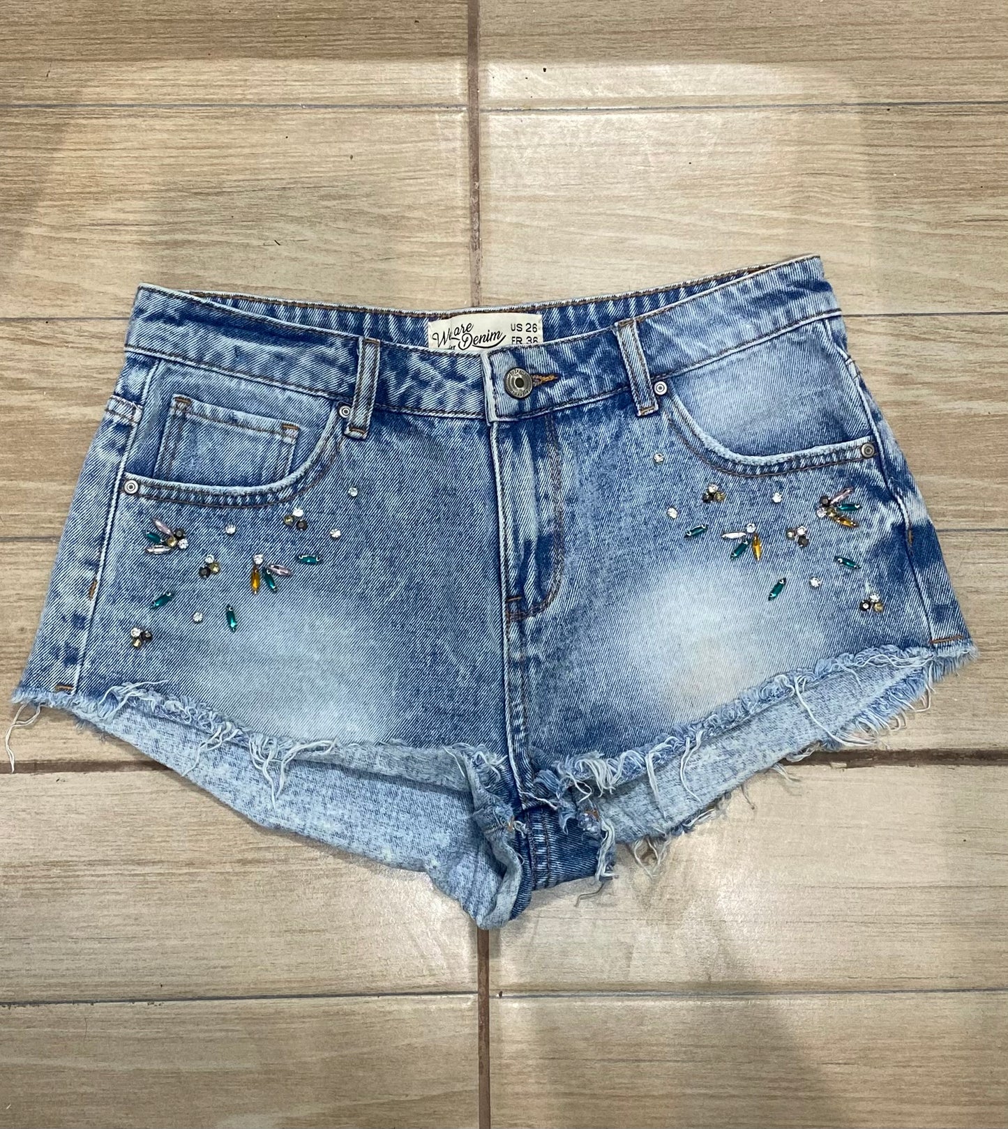 SHORT BRILLOS 36