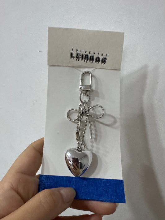 LLAVERO CORAZON Y LAZO