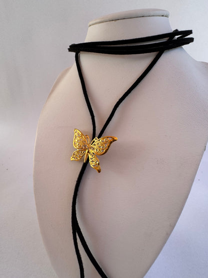 Collar mariposa