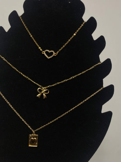 COLLARES COLECCIÓN DORADOS 2