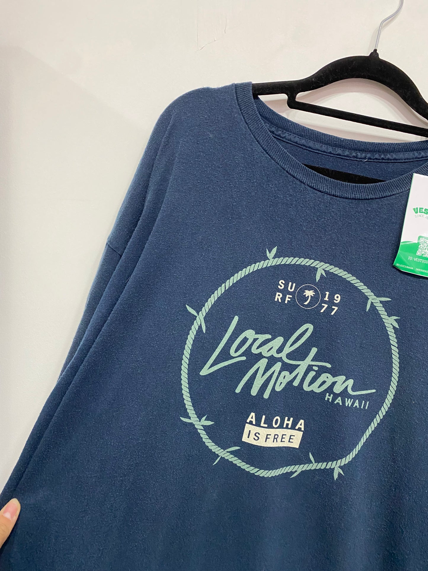 POLERA AZUL LOCAL MOTION