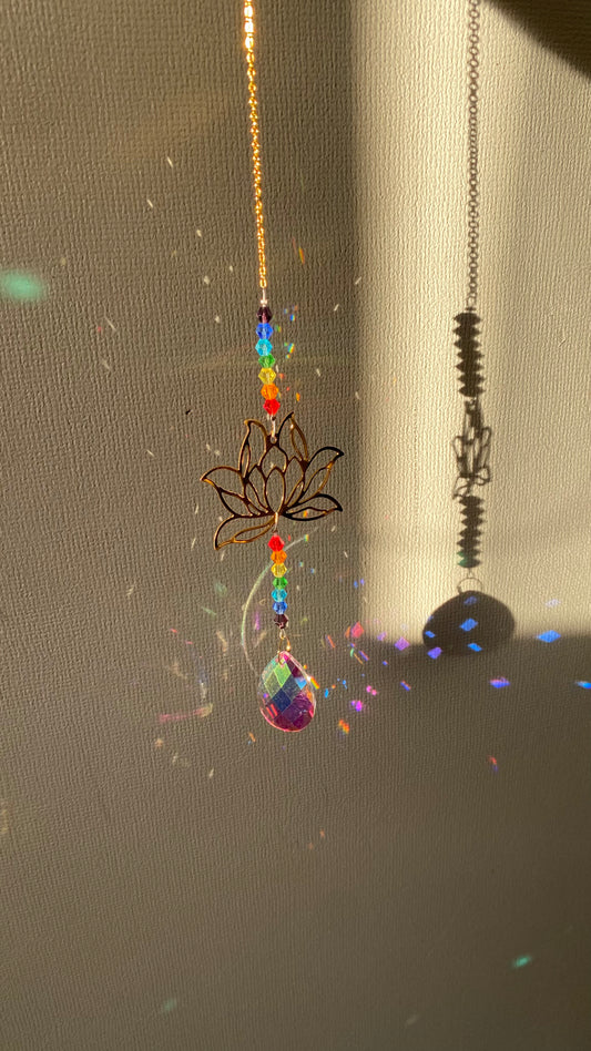 Atrapasol flor de loto y 7 chakras B