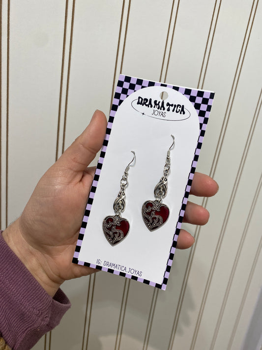 Aros corazón goth