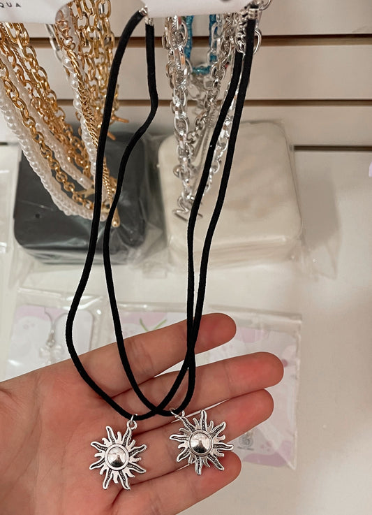 Collar Gamuza Sol